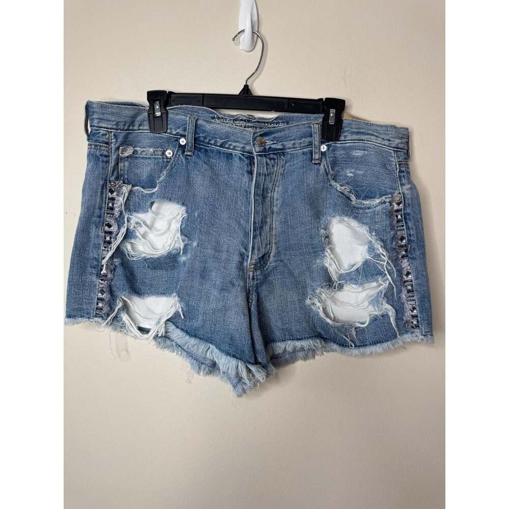 American Eagle Women's Blue Shorts